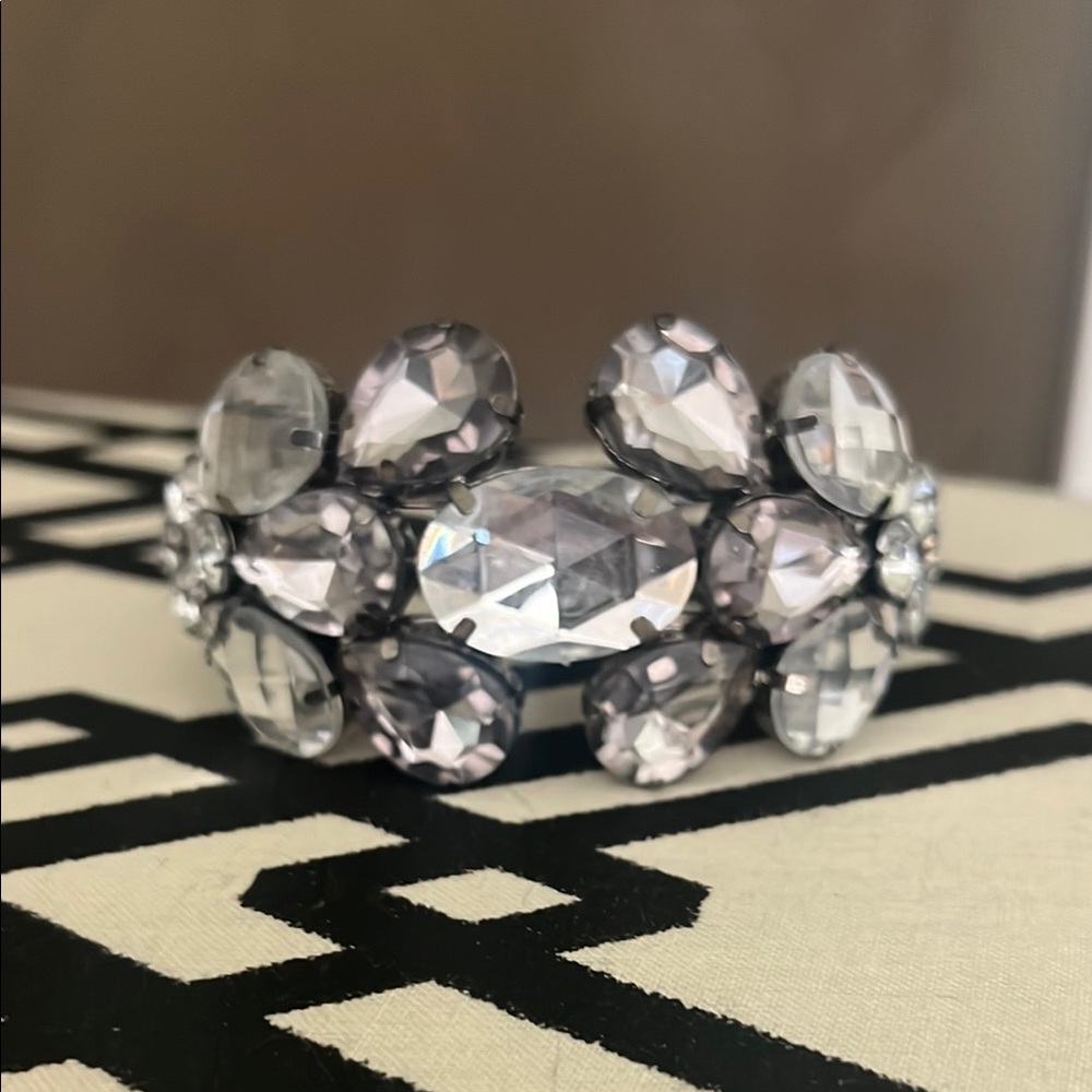 Elegant Silver and Gray Crystal Bracelet